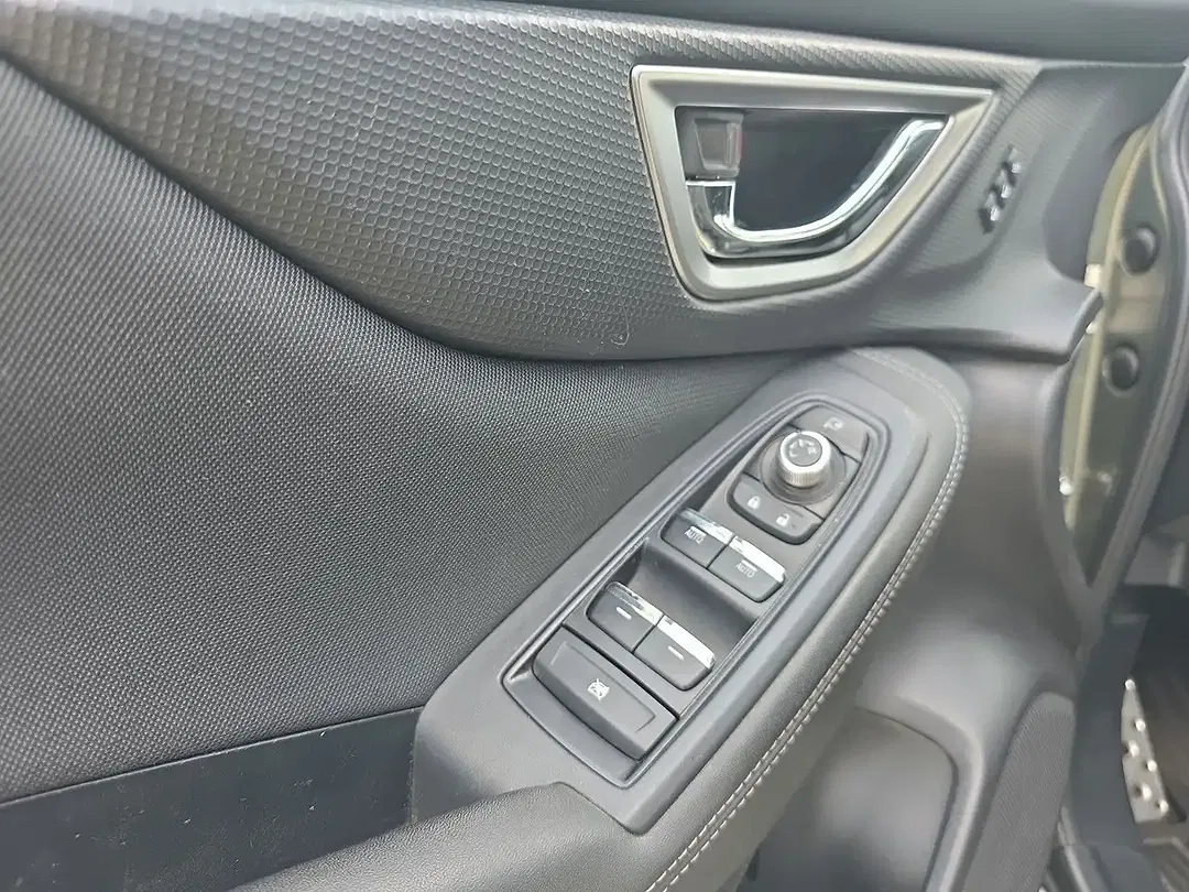 Subaru Forester - Thumbnail 13