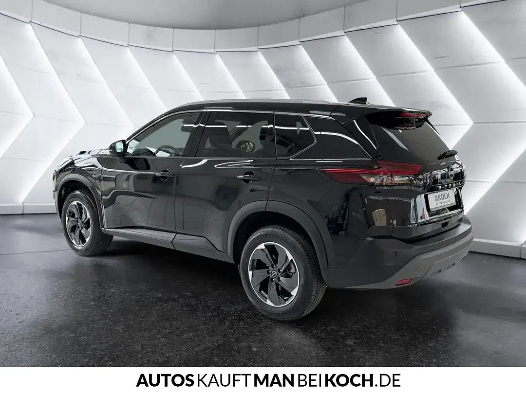 Nissan X-Trail - Thumbnail 2