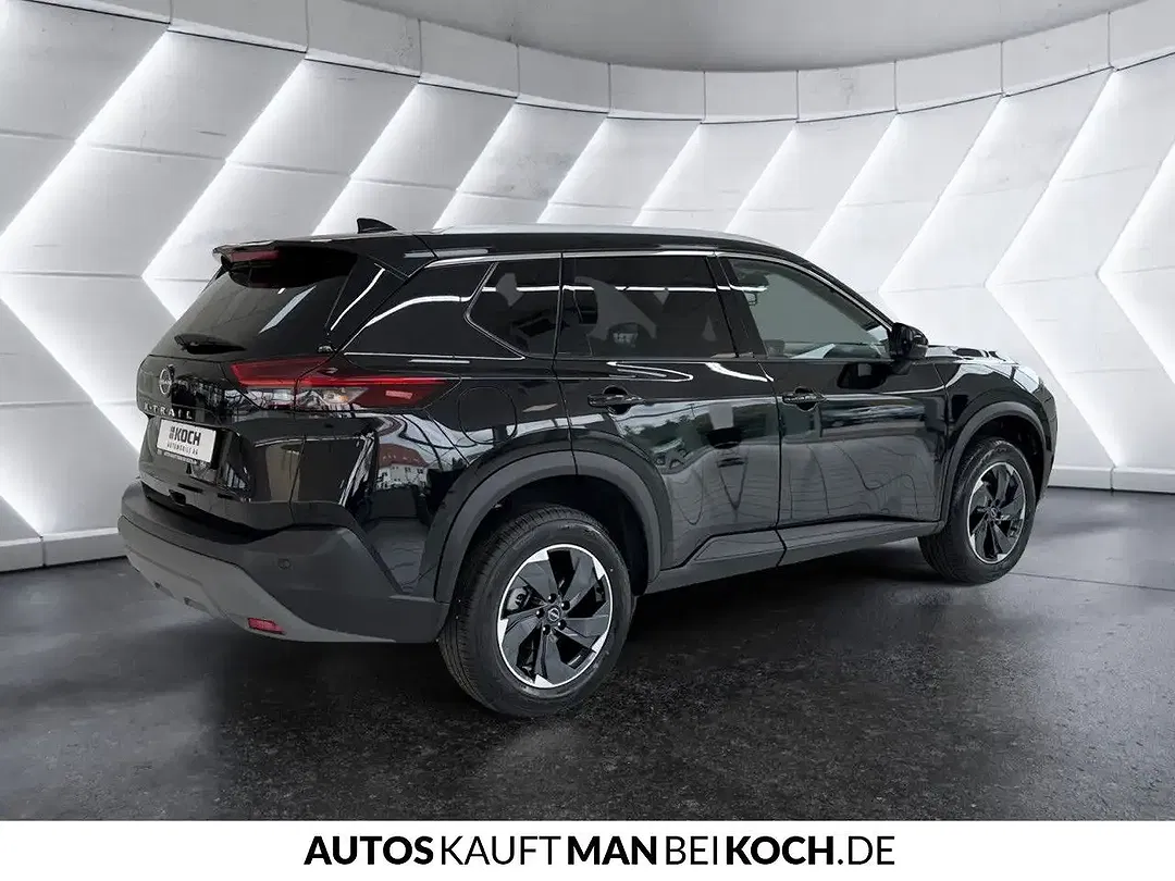 Nissan X-Trail - Thumbnail 3