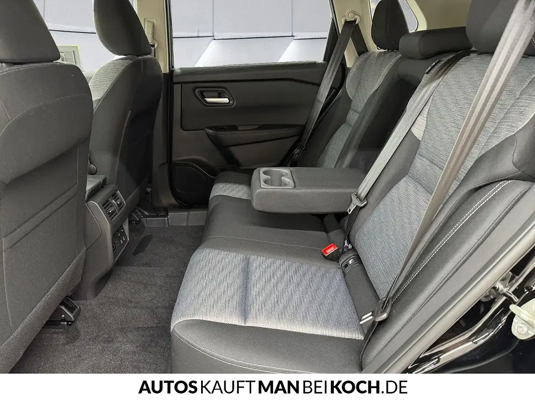 Nissan X-Trail - Thumbnail 6