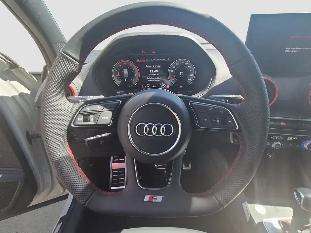 Audi Q2 - Thumbnail 10