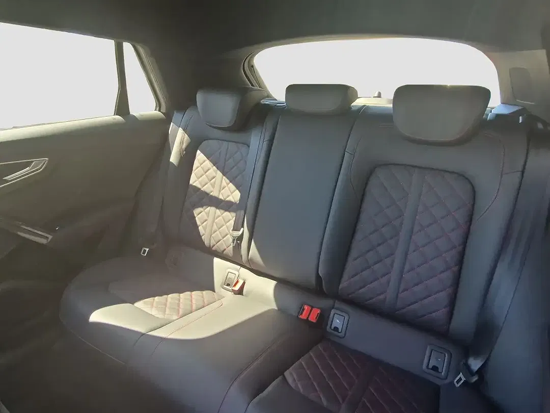 Audi Q2 - Thumbnail 13