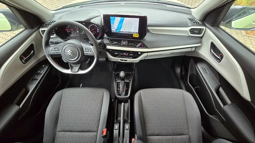 Suzuki Swift - Thumbnail 11