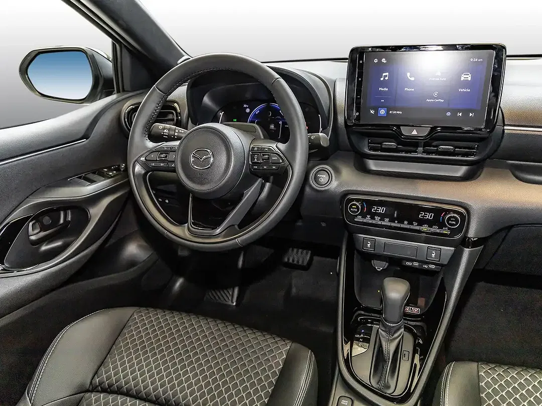 Mazda 2 - Thumbnail 4
