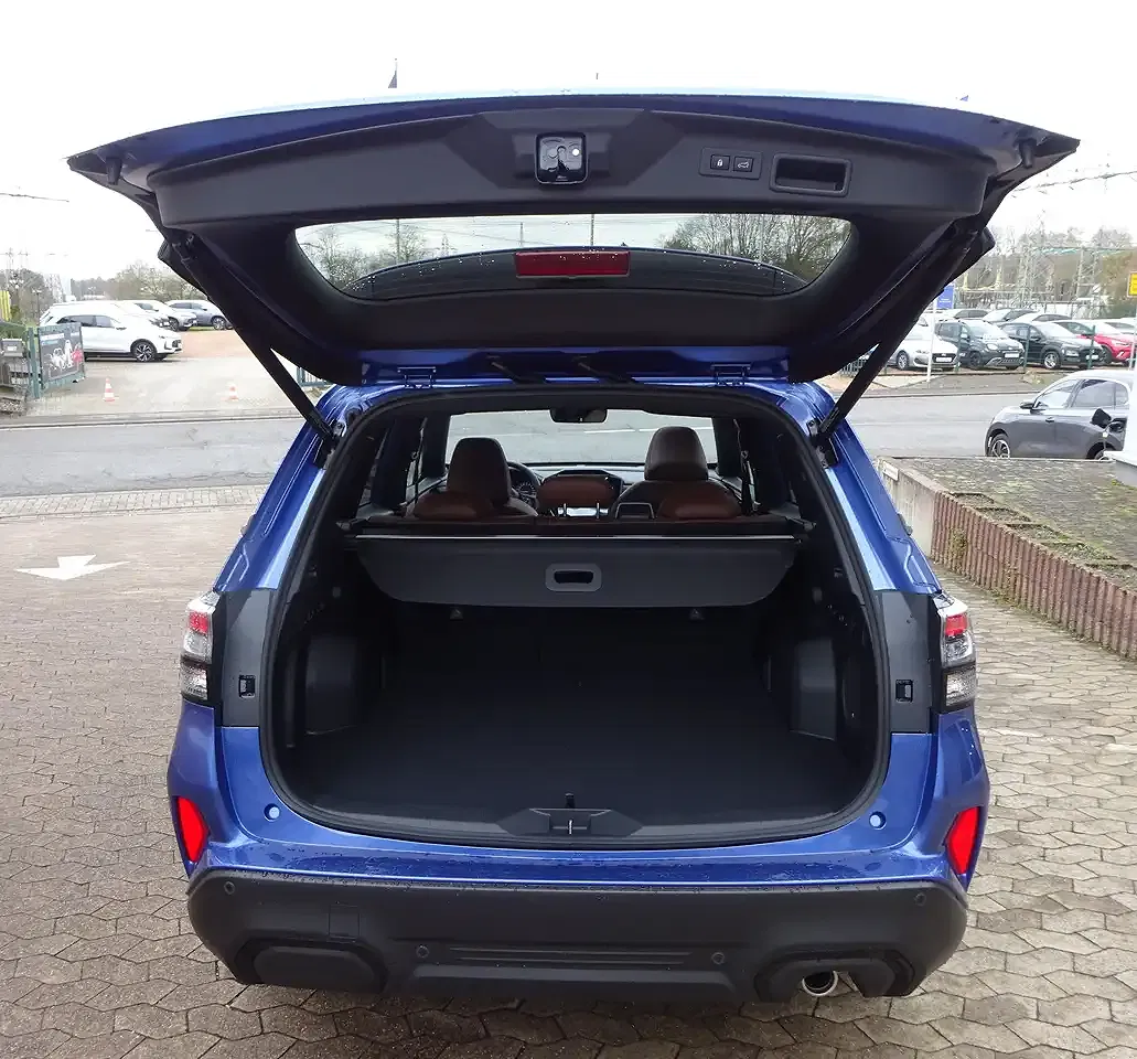 Subaru Forester - Thumbnail 9