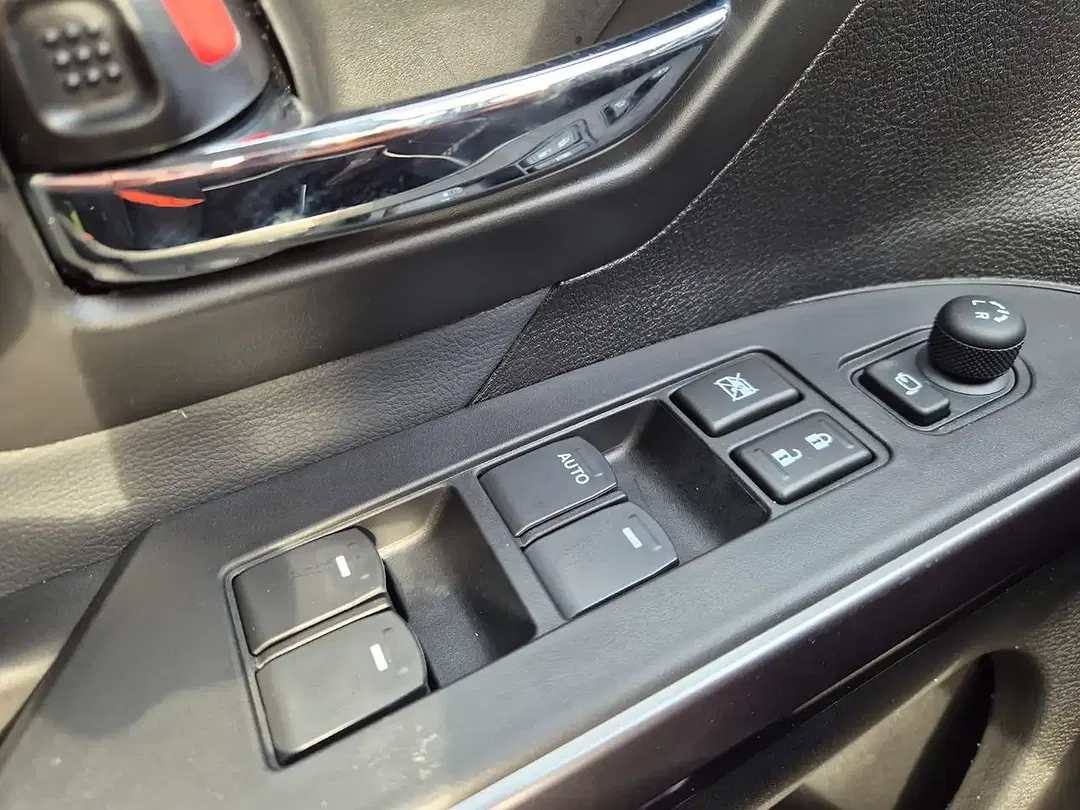 Suzuki S-Cross - Thumbnail 13