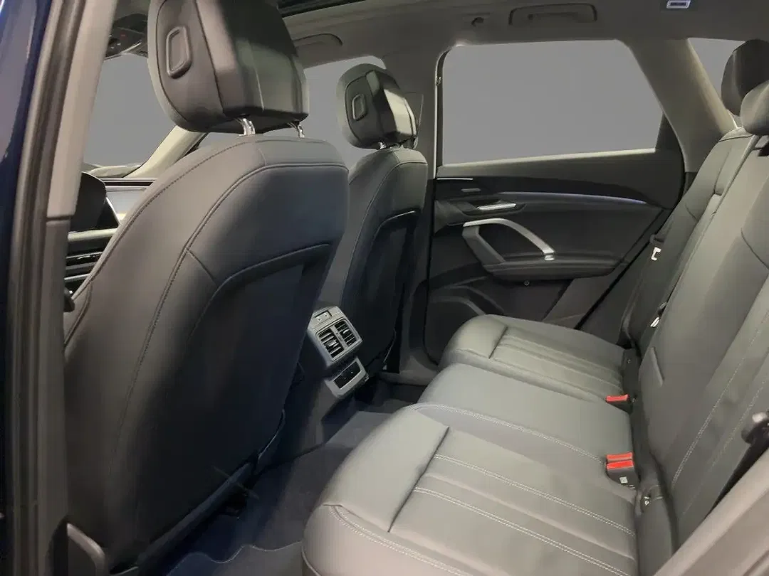 Audi Q5 - Thumbnail 6