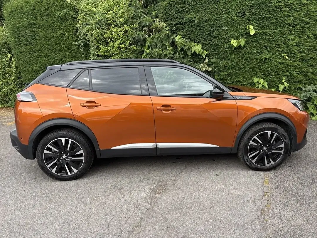Peugeot 2008 - Thumbnail 4