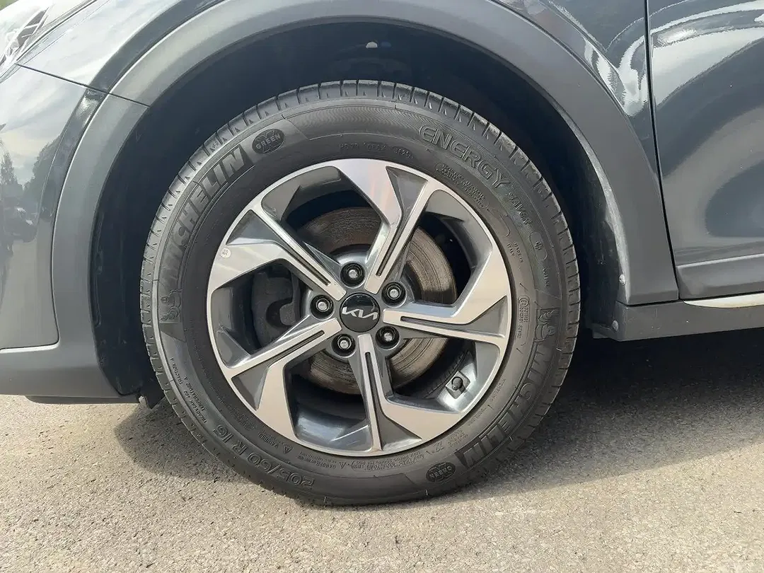Kia XCeed - Thumbnail 12