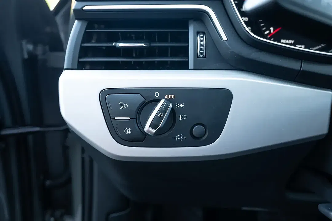 Audi A4 - Thumbnail 12