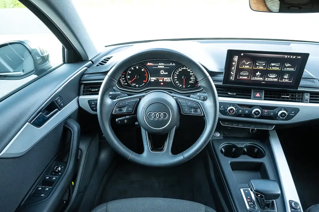 Audi A4 - Thumbnail 17