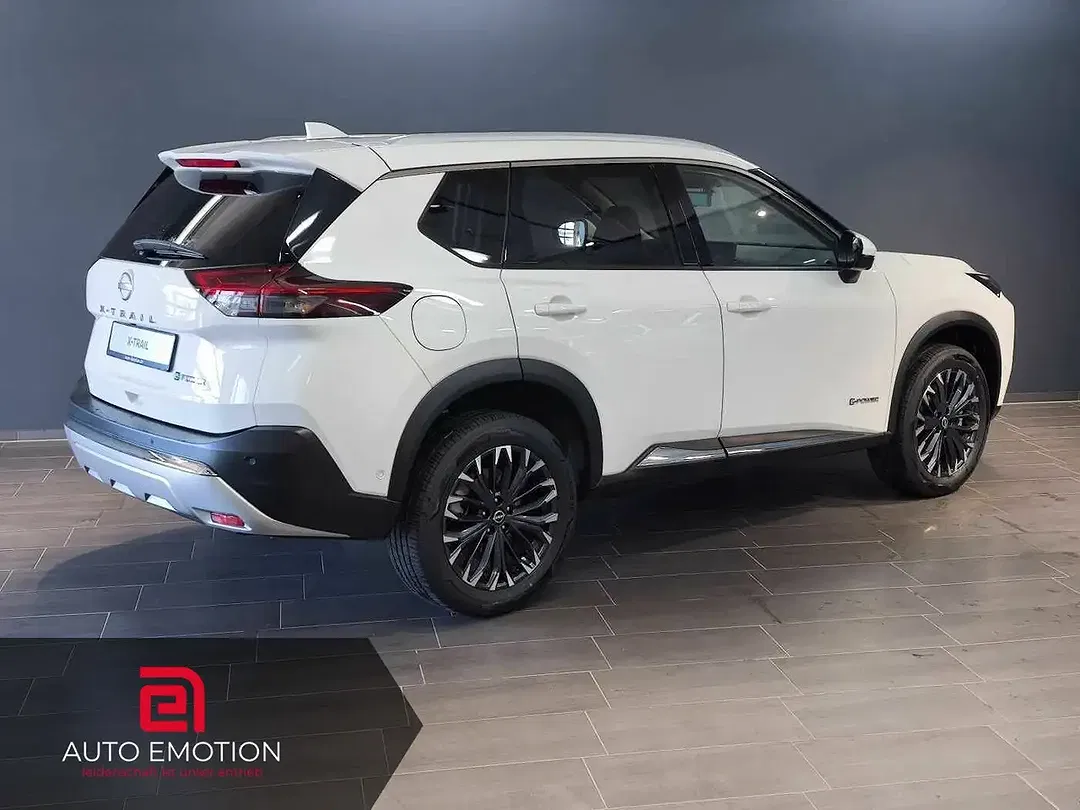 Nissan X-Trail - Thumbnail 3