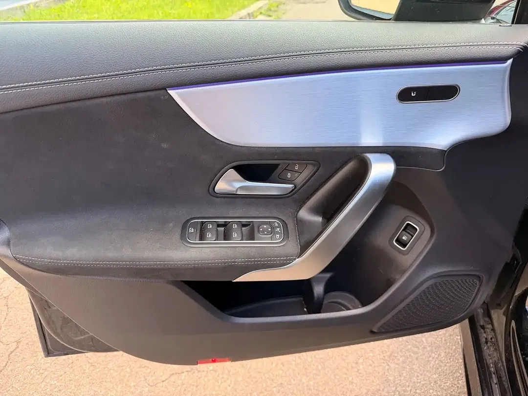 Mercedes-Benz A 250 - Thumbnail 12