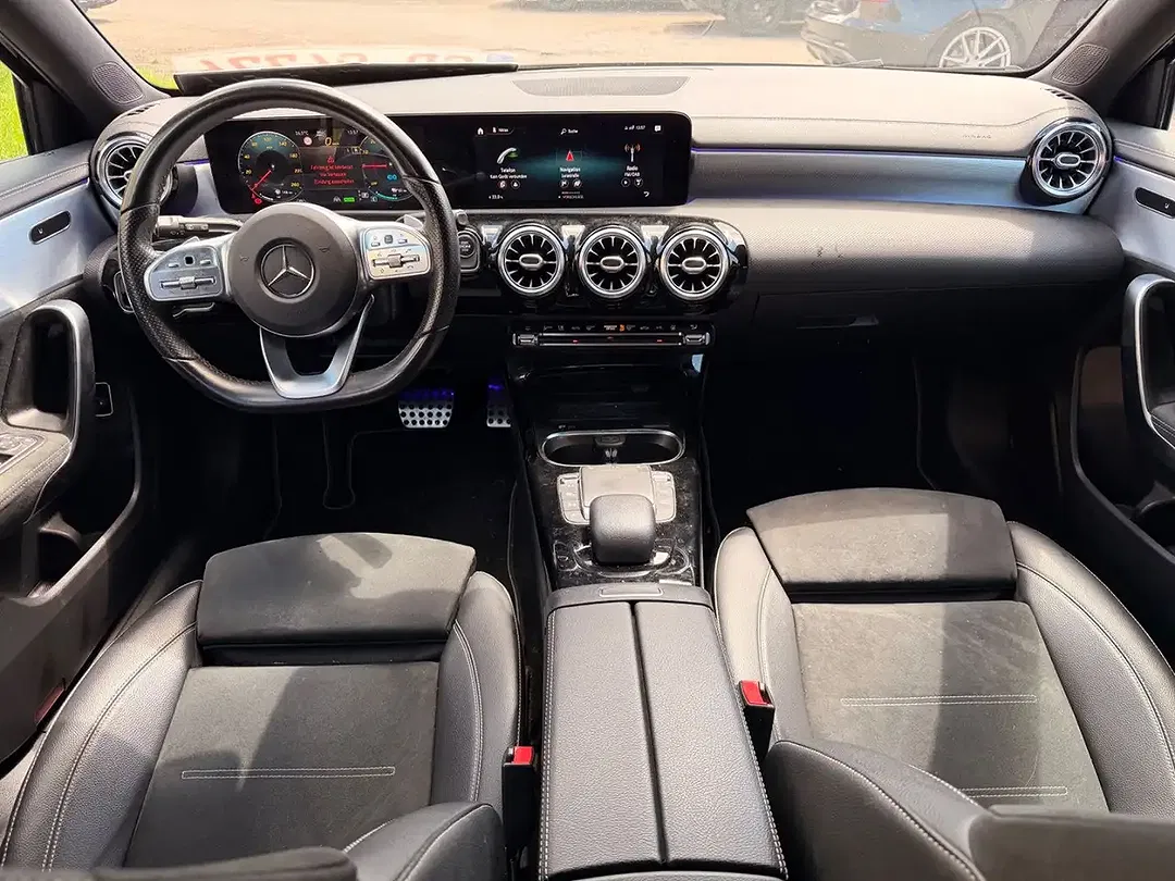 Mercedes-Benz A 250 - Thumbnail 15