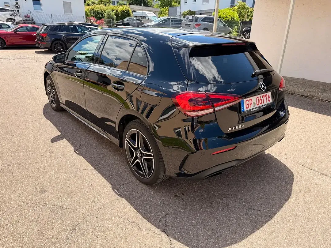 Mercedes-Benz A 250 - Thumbnail 7
