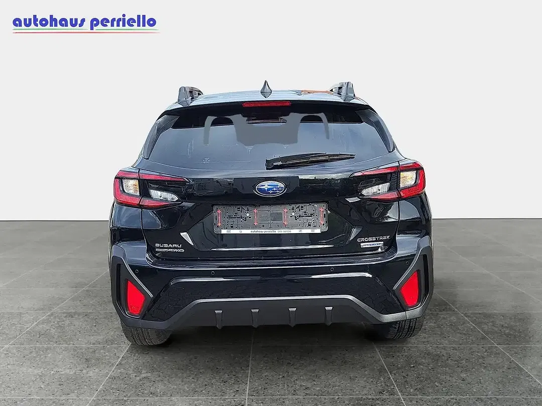 Subaru Crosstrek - Thumbnail 3