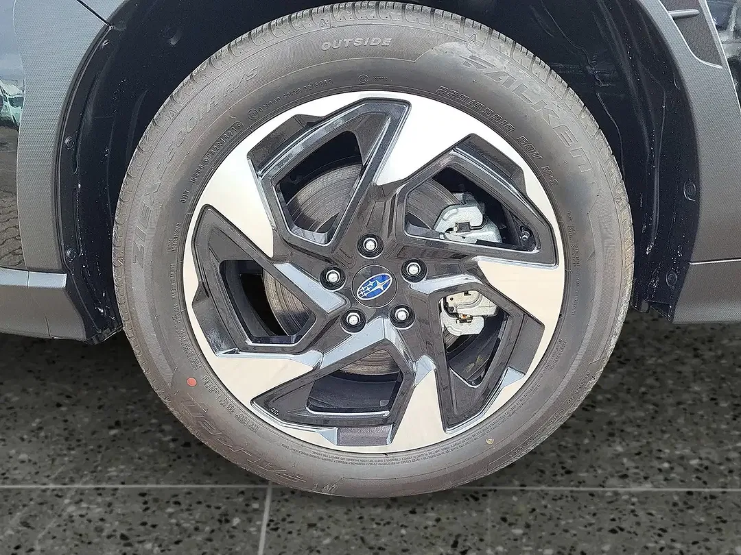 Subaru Crosstrek - Thumbnail 6