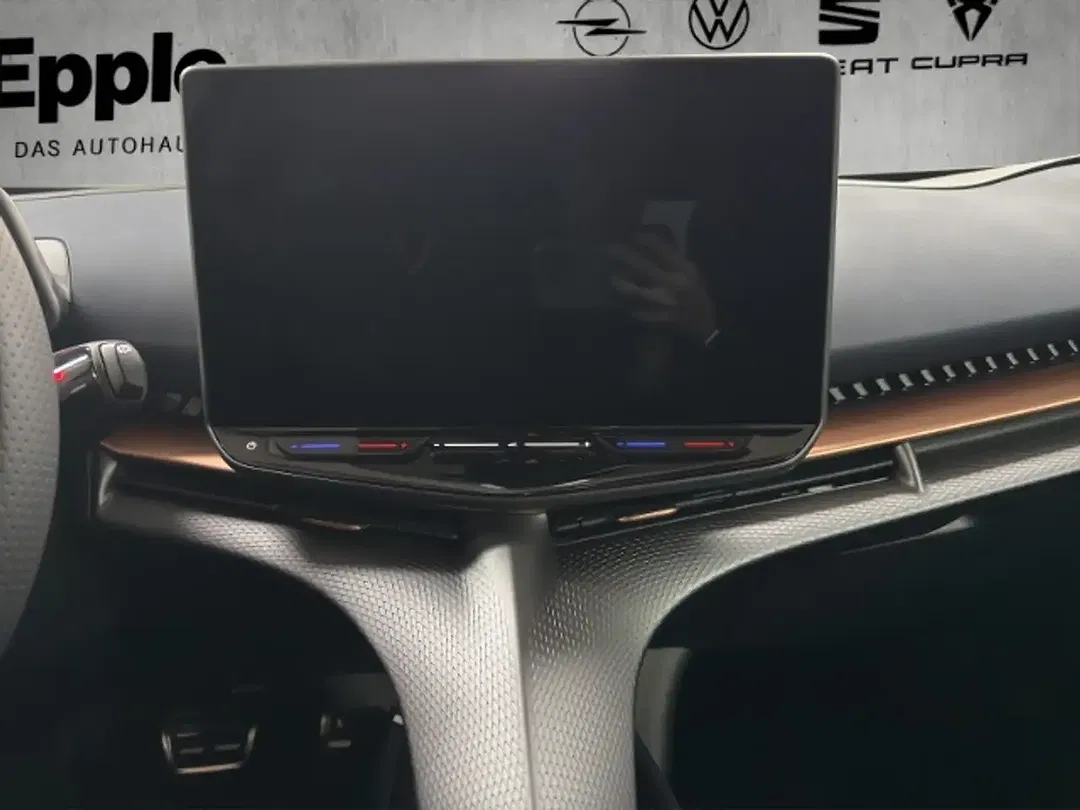 CUPRA Tavascan - Thumbnail 15
