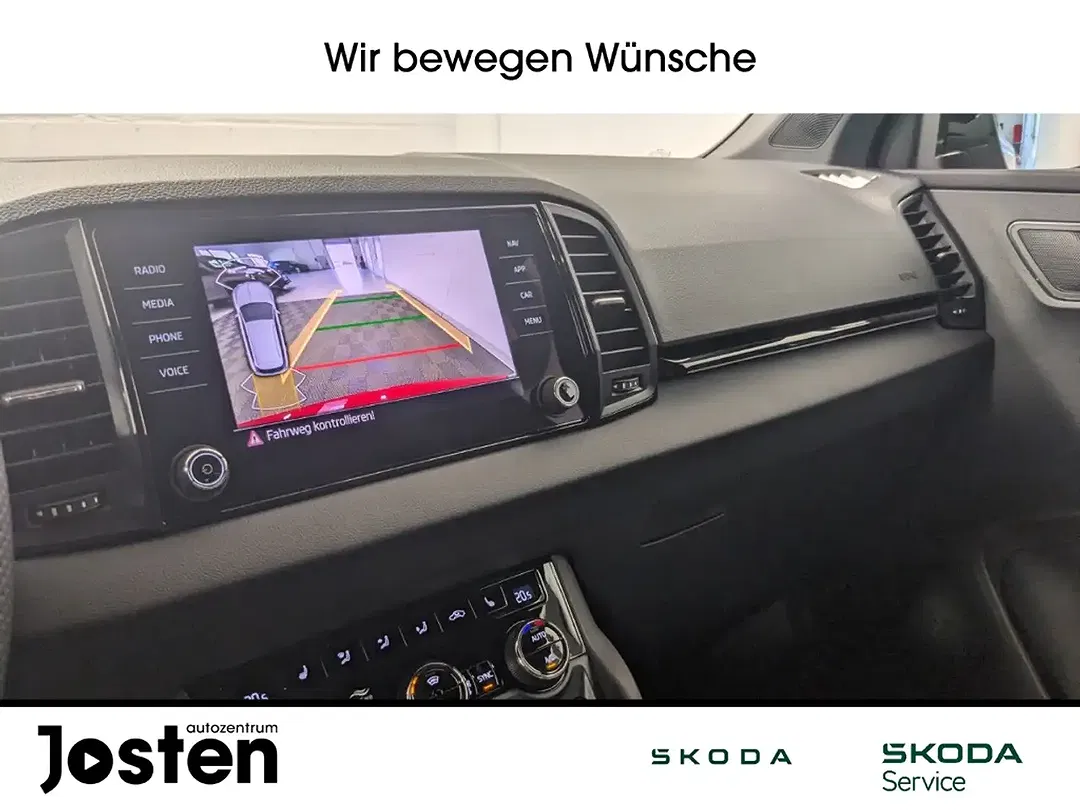 Skoda Karoq - Thumbnail 17