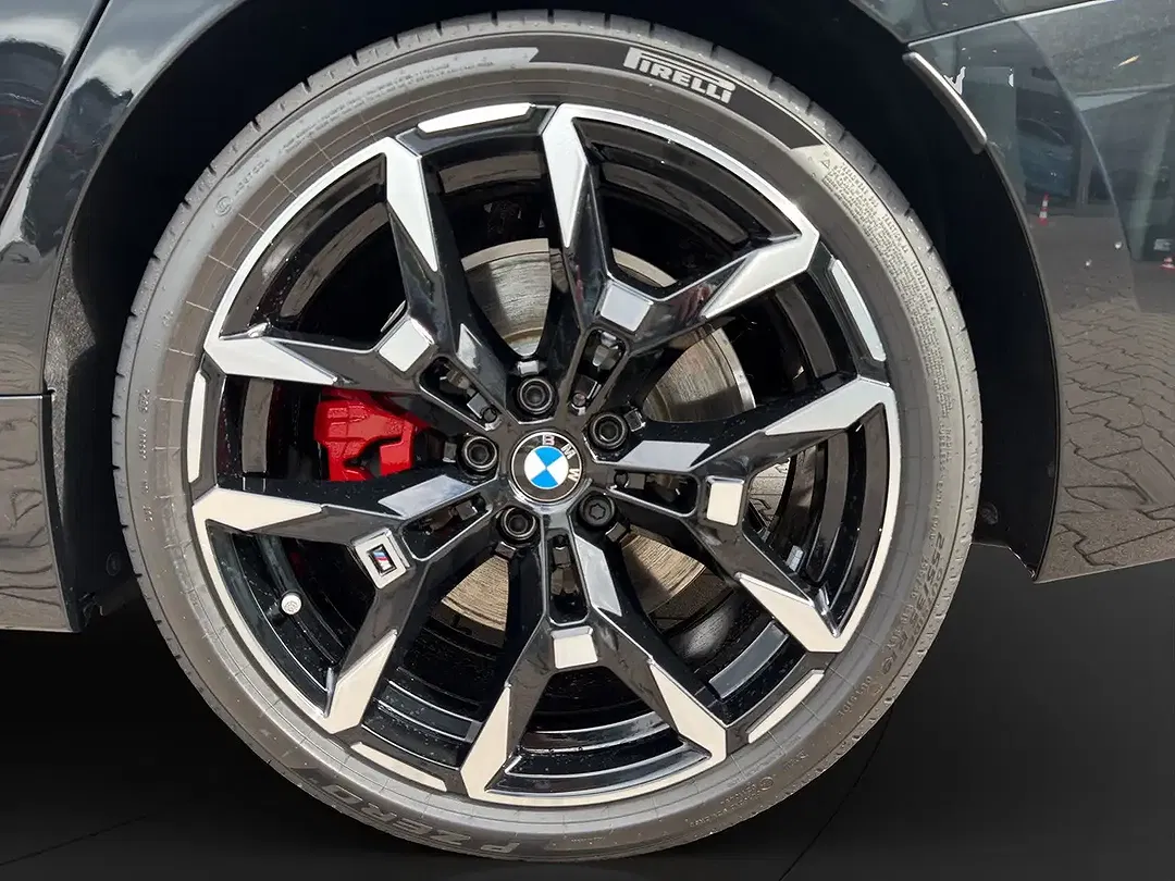 BMW 330 - Thumbnail 10