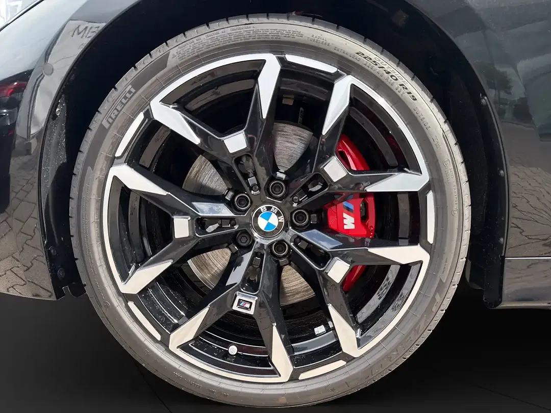 BMW 330 - Thumbnail 9