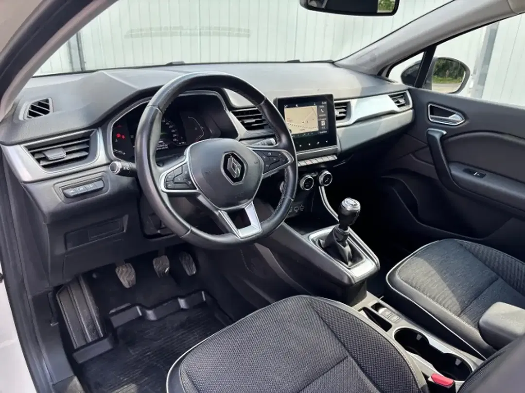 Renault Captur - Thumbnail 6
