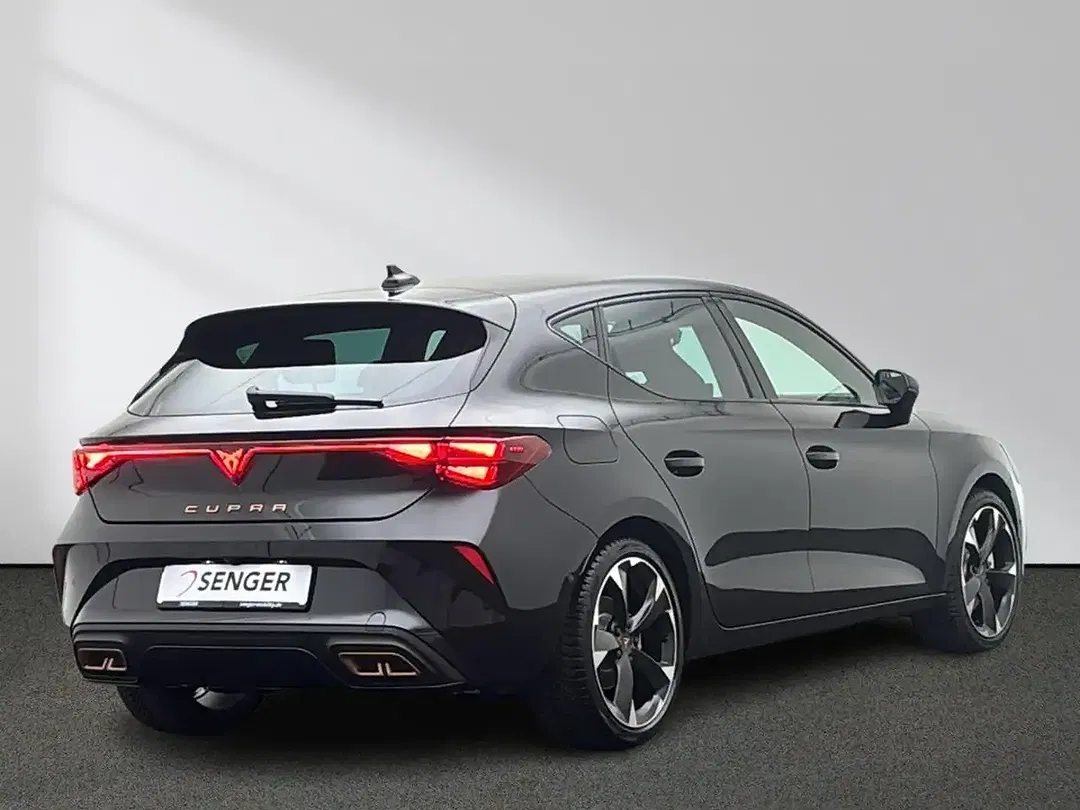 CUPRA Leon - Thumbnail 2