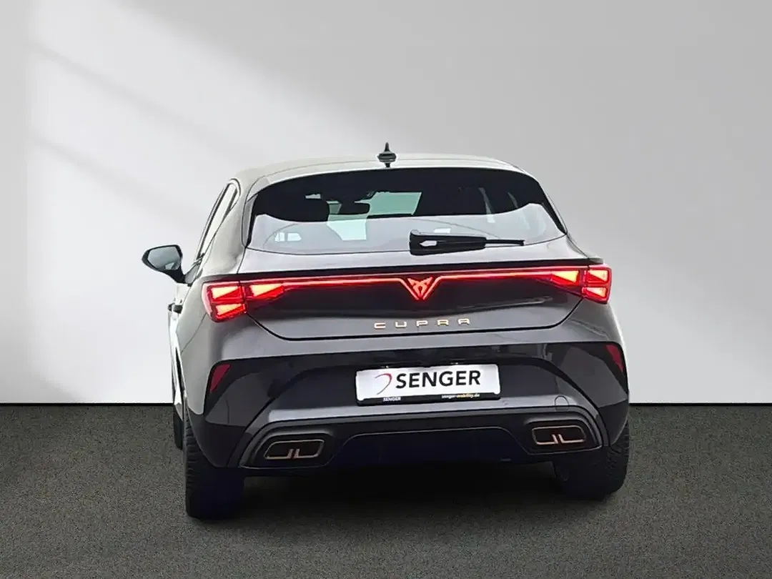 CUPRA Leon - Thumbnail 4