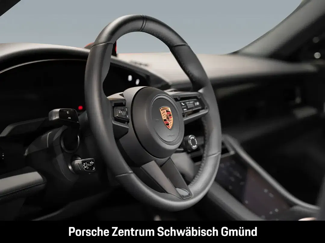 Porsche Taycan - Thumbnail 7