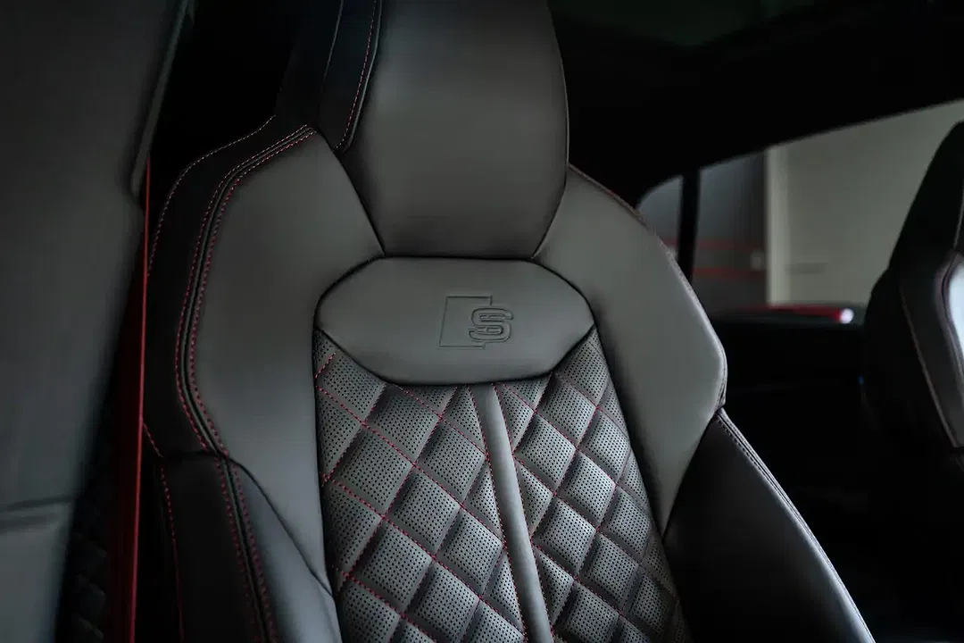 Audi Q8 - Thumbnail 6