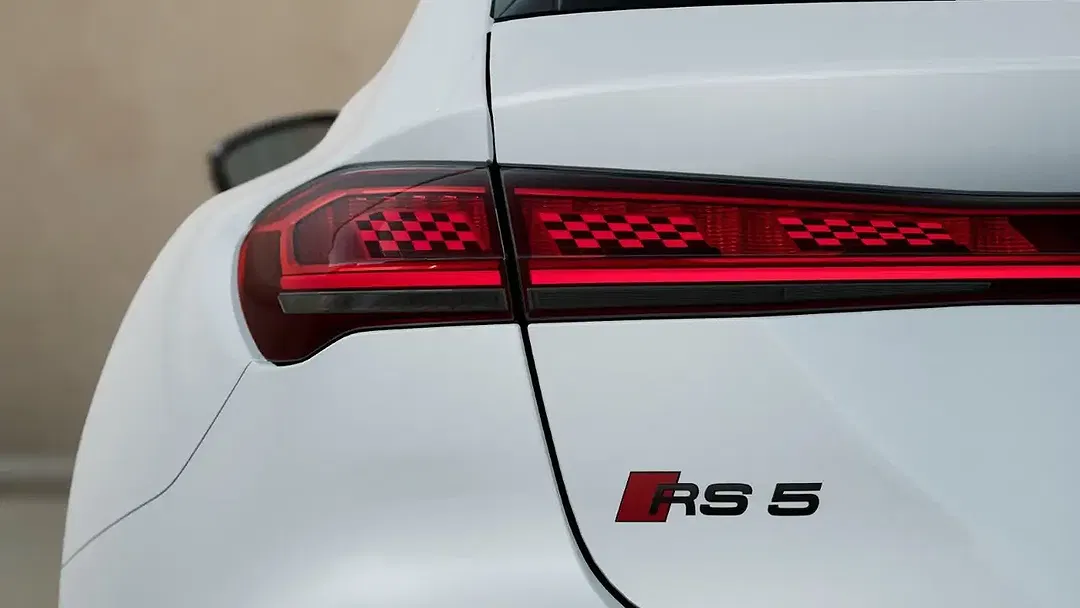 Audi RS5 - Thumbnail 7