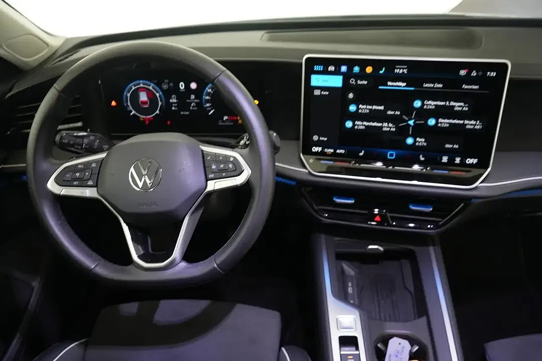 Volkswagen Passat Variant - Thumbnail 11