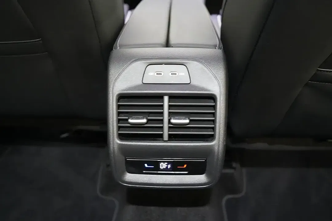 Volkswagen Passat Variant - Thumbnail 15