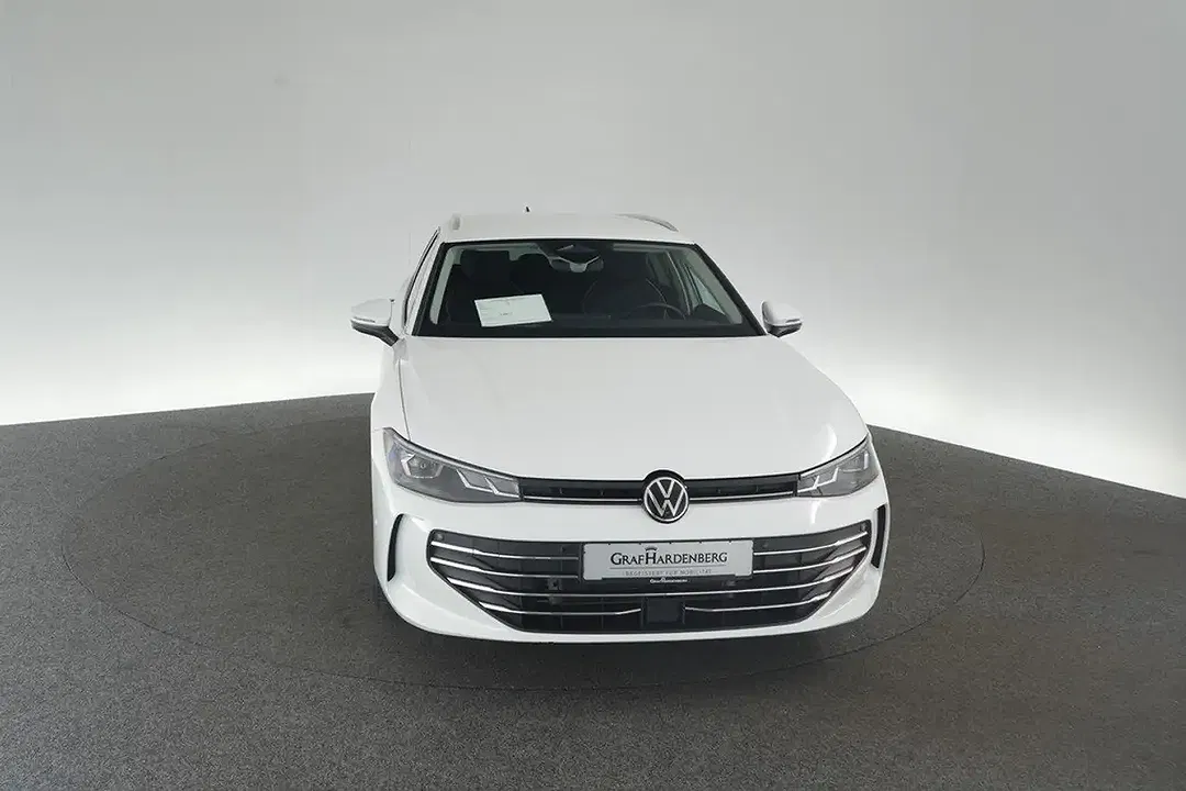 Volkswagen Passat Variant - Thumbnail 3