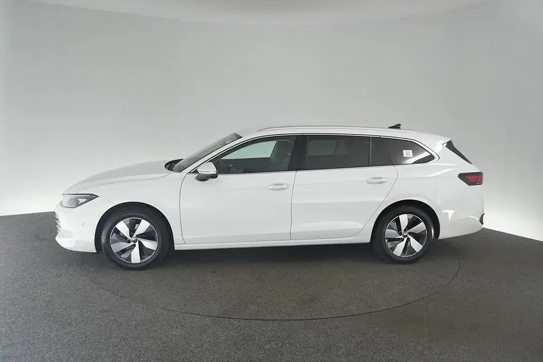 Volkswagen Passat Variant - Thumbnail 5