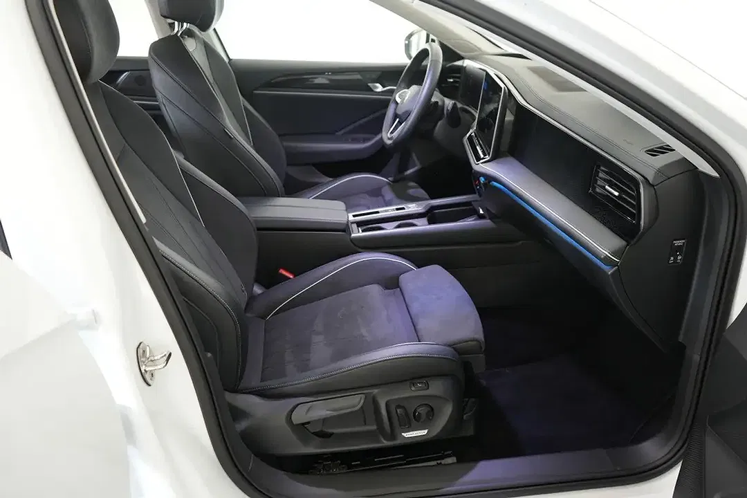 Volkswagen Passat Variant - Thumbnail 9