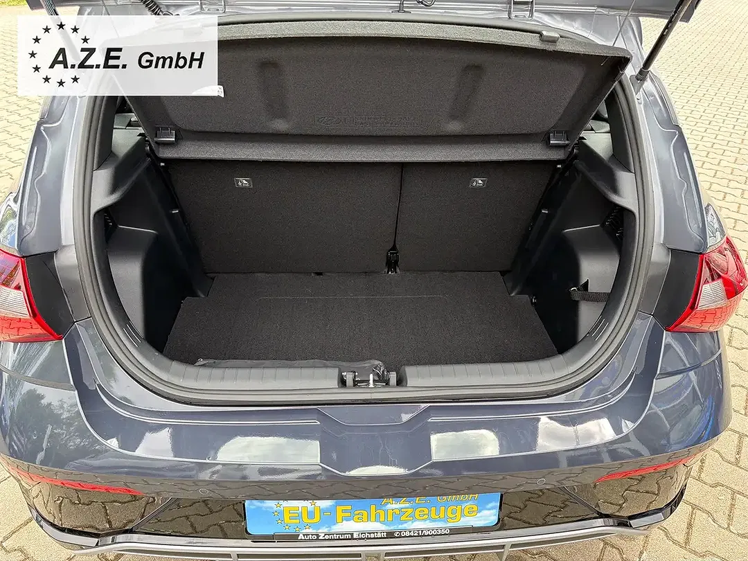 Hyundai i20 - Thumbnail 10