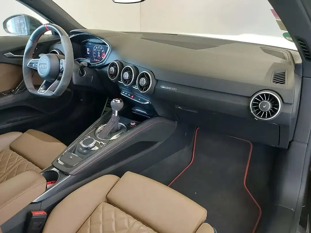 Audi TTS - Thumbnail 12
