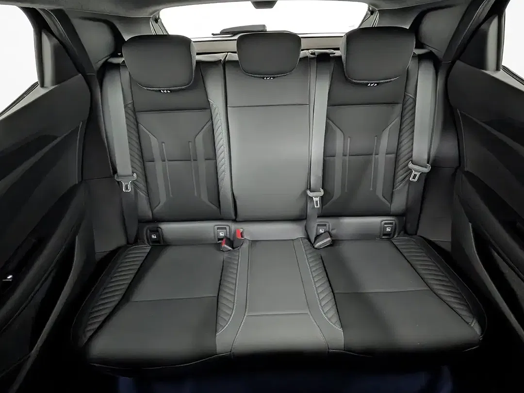 Renault Megane E-Tech - Thumbnail 13