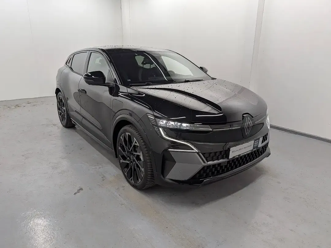 Renault Megane E-Tech - Thumbnail 5