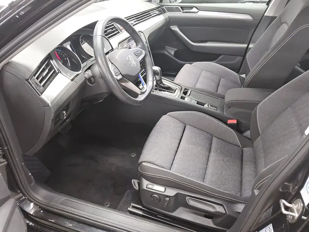 Volkswagen Passat Variant - Thumbnail 7