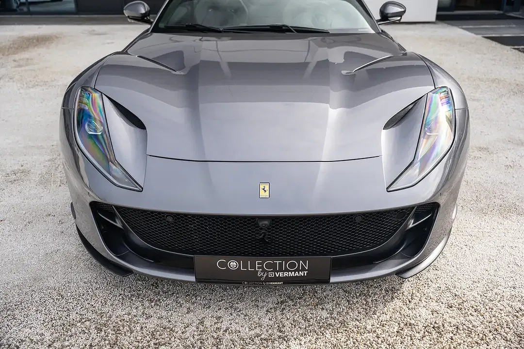 Ferrari 812 - Thumbnail 5