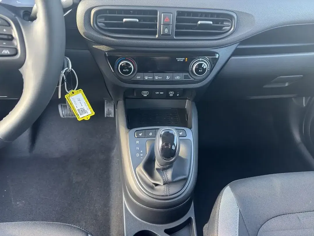 Hyundai i10 - Thumbnail 10