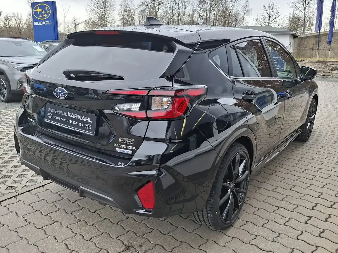 Subaru Impreza - Thumbnail 7