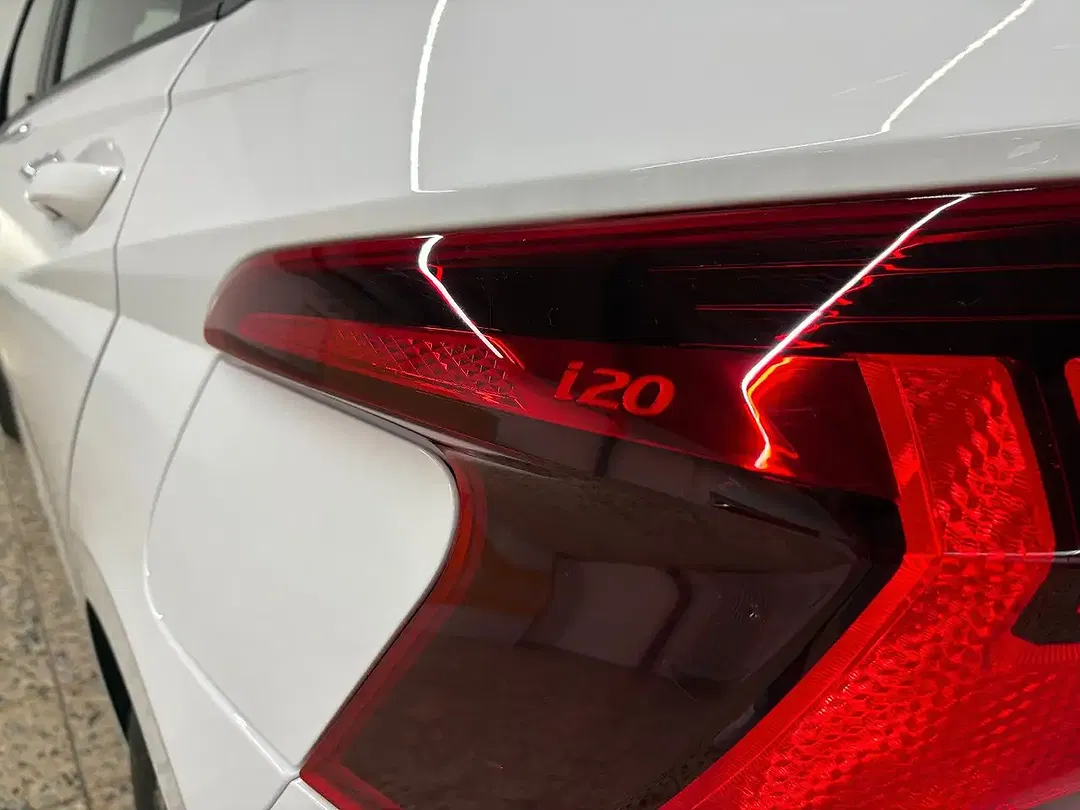 Hyundai i20 - Thumbnail 10