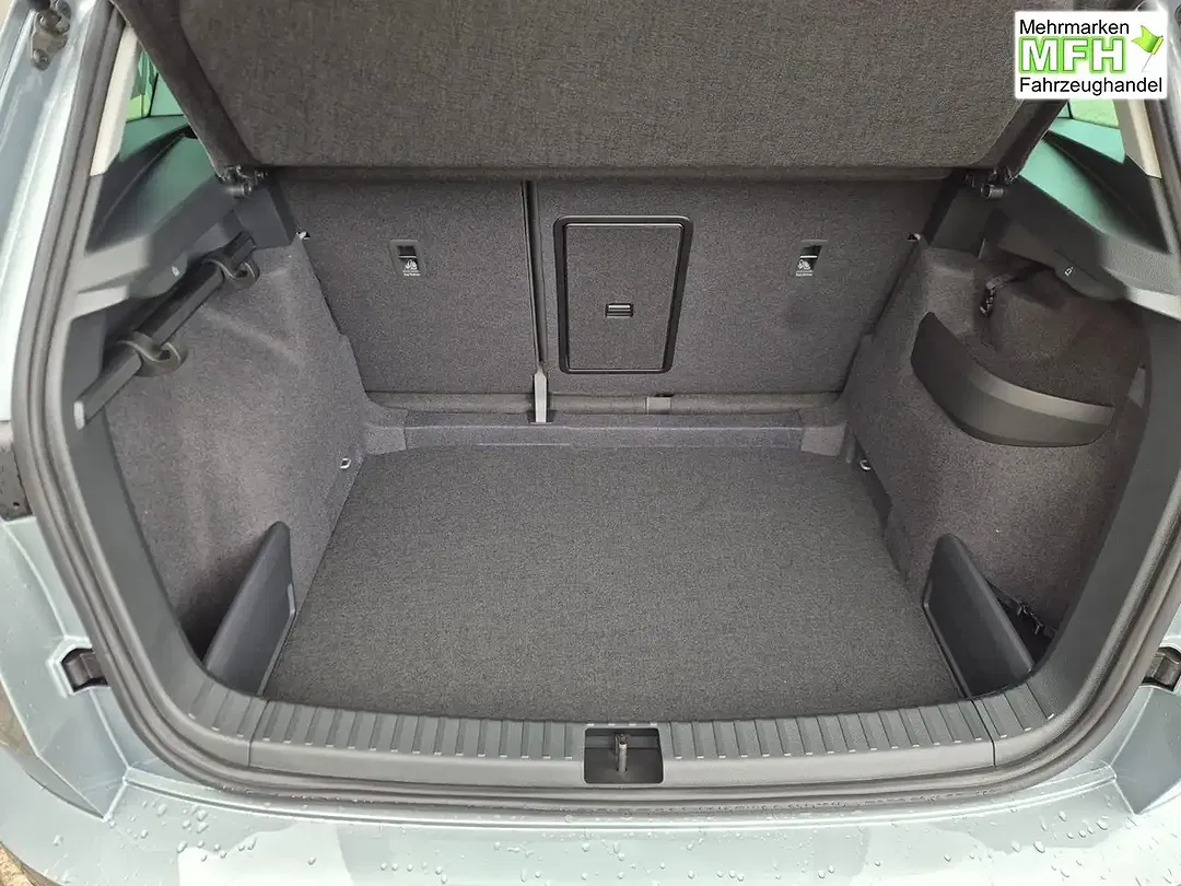 Skoda Karoq - Thumbnail 9