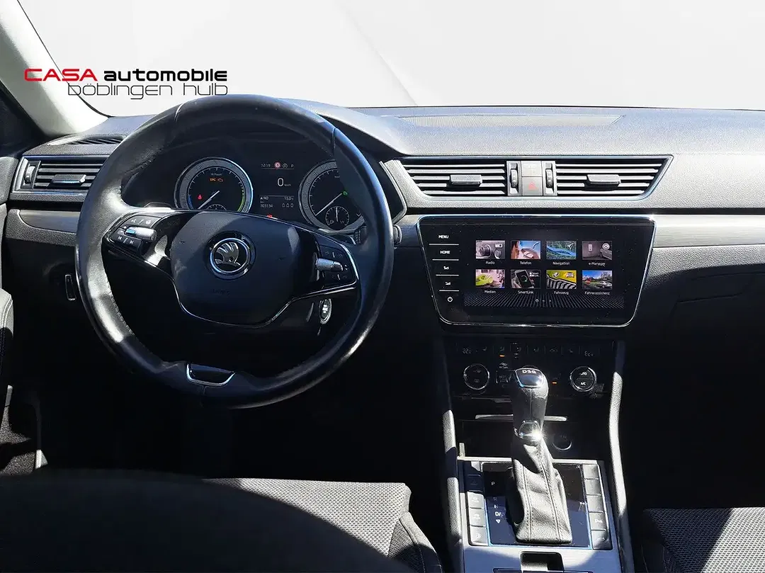 Skoda Superb - Thumbnail 12