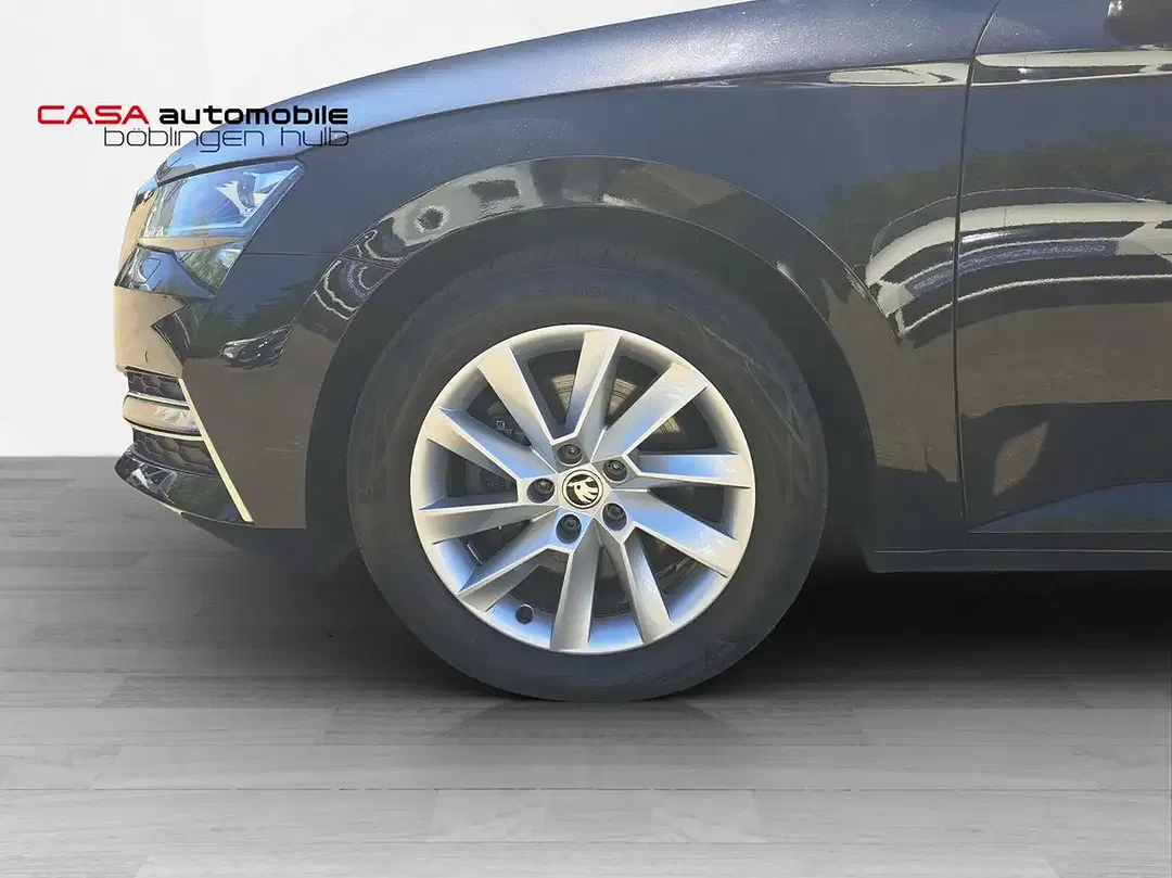 Skoda Superb - Thumbnail 8