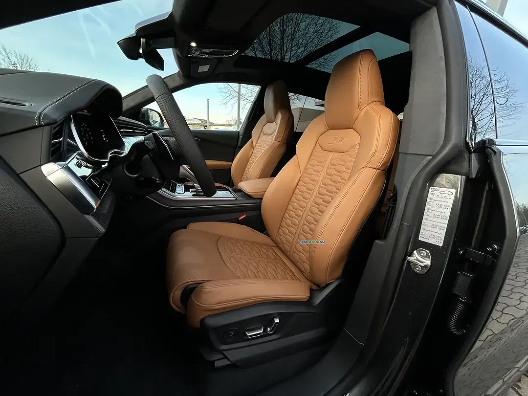 Audi RS Q8 - Thumbnail 8