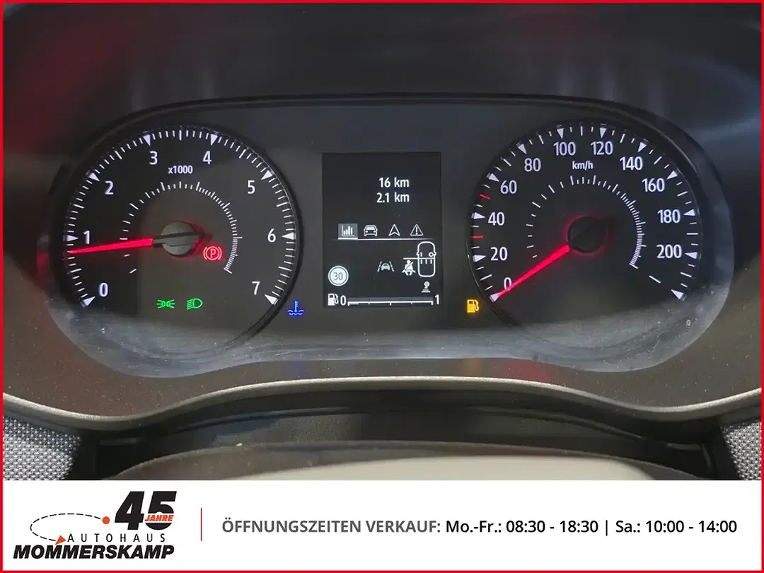 Dacia Sandero - Thumbnail 9